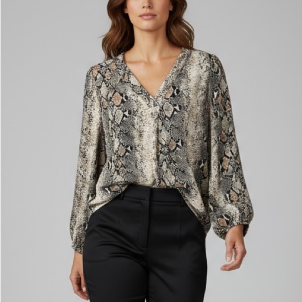 Jodifl‎ Snakeskin V-neck Balloon Sleeve Tunic